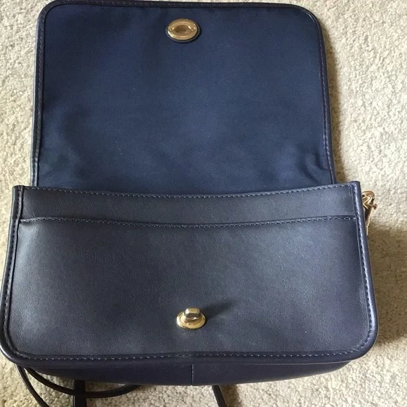 Coach Navy Blue brand new Crossbody Bag with Blue Flower Charm - Picture 7 of 8